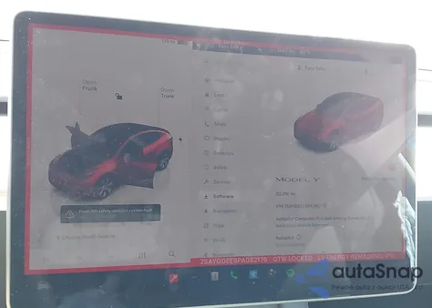 2023 Tesla Model Y Awd/Long Range Dual Motor All-Wheel Drive z USA, uszkodzony, nr VIN 7SAYGDEE8PA082176